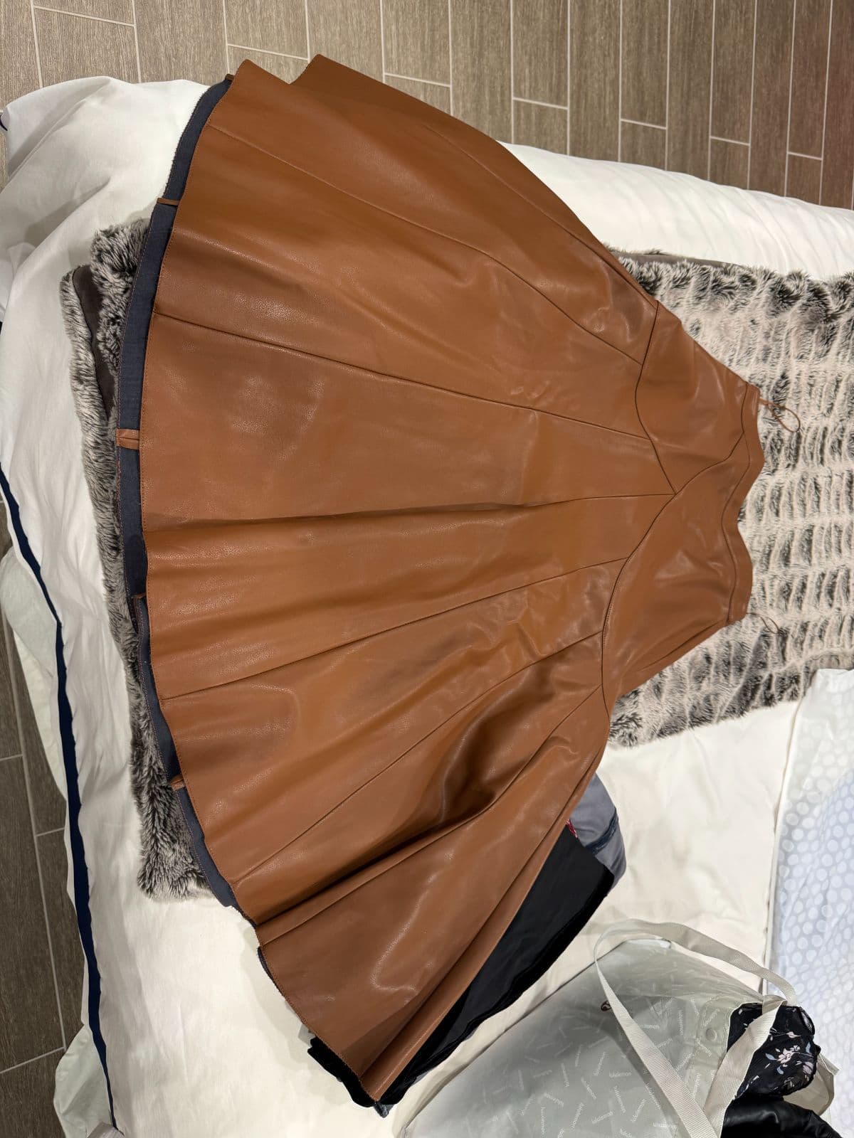 Maeve Anthropologie Vegan Leather Pleated Mini Skirt Size 4